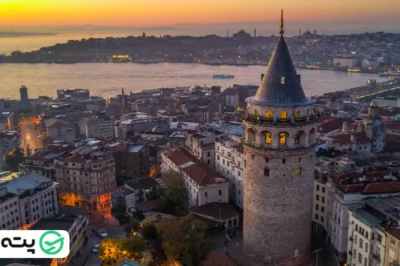 برج معروف استانبول