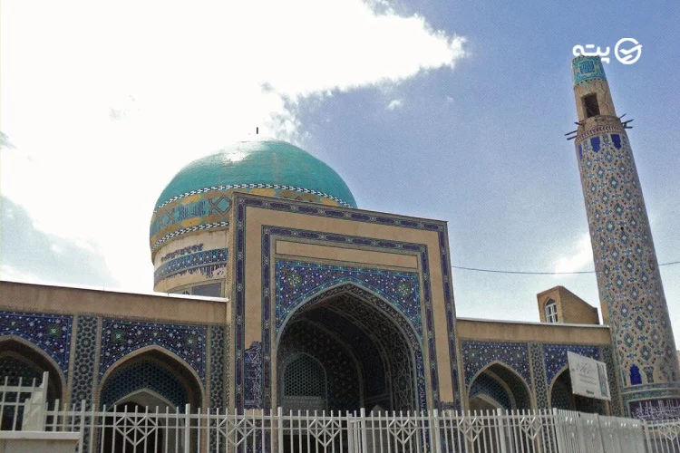 مسجئ هفتاد و دوتن