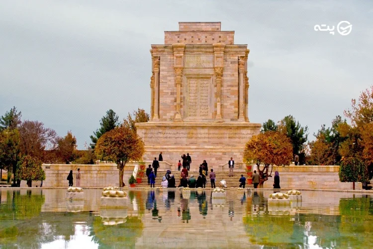 آرامگاه فردوسی پته