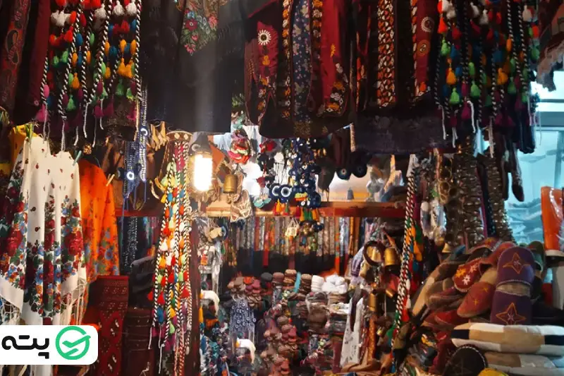 بازار ترکمن‌ها در شهر ساری