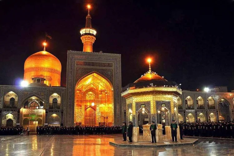 سفر زیارتی سیاحتی به شهر مشهد