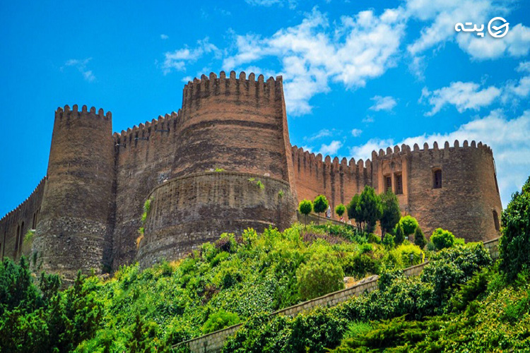 قلعه فلک الافلاک از جاهای دیدنی لرستان پته