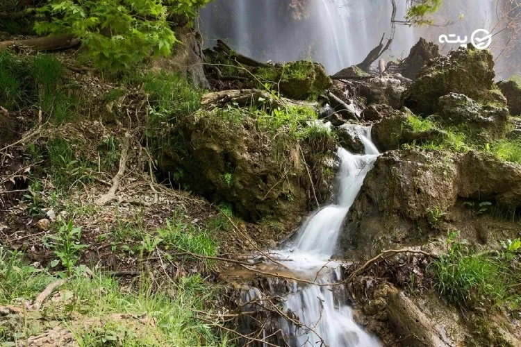 آبشار دودزن از جاهای دیدنی شمال