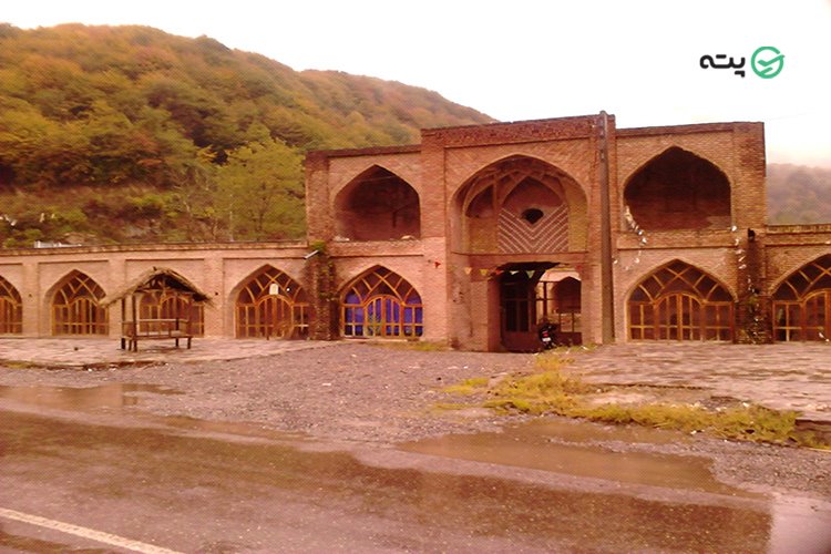 کاروانسرای لات