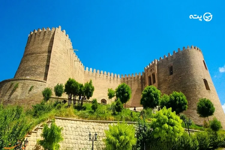 بهترین زمان بازدید از قلعه فلک الافلاک