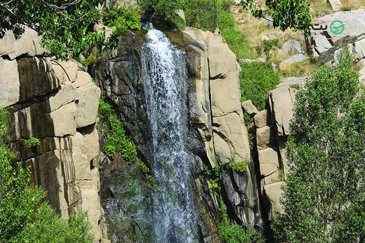 آبشار گنجنامه همدان
ا