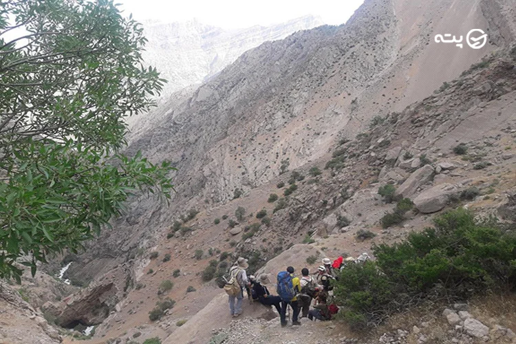 آبشار تنگ زندان