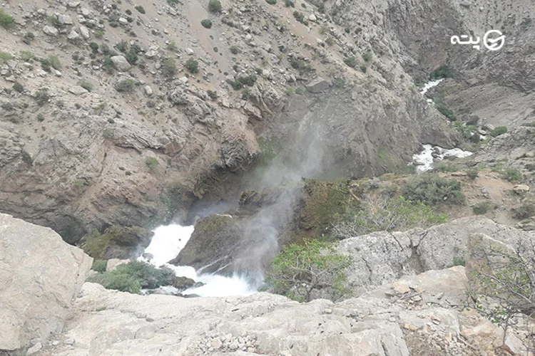 آبشار تنگ زندان
