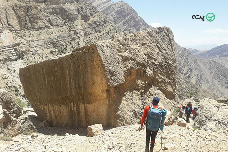 آبشار تنگ زندان