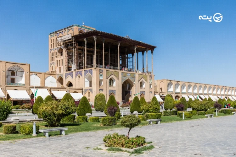 عالی قاپو از زیباترین کاخ های ایران