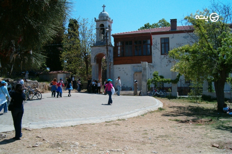 کلیسای آیا یورگی بیوک آدا