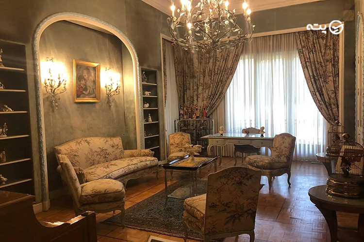 اتاق مطالعه فرحناز پهلوی