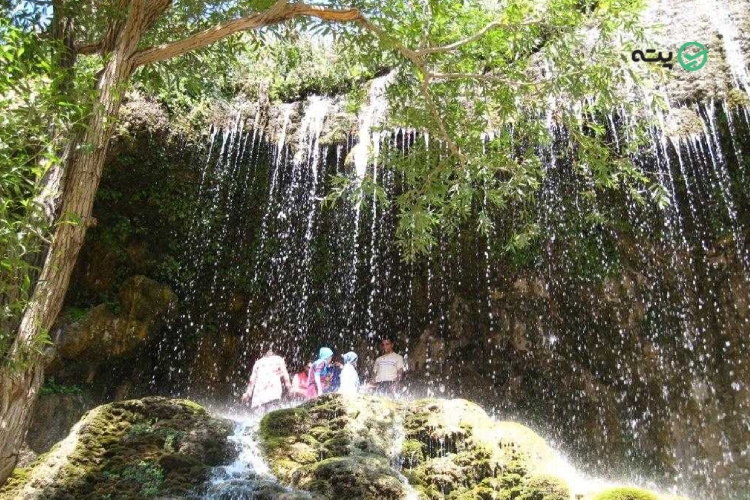 آبشار آسیاب خرابه از جاهای دیدنی تبریز در تابستان