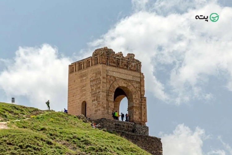 قلعه ضحاک تبریز