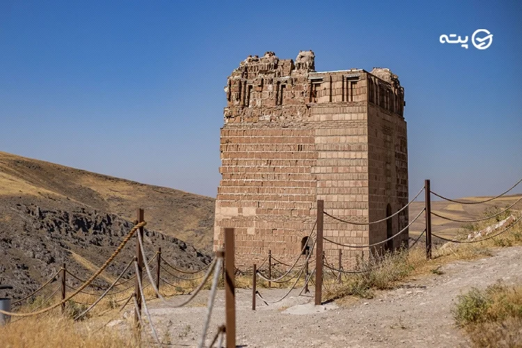 قلعه ضحاک تبریز