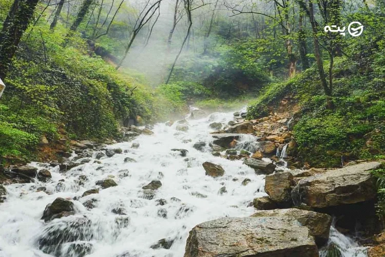 آبشار آب پری