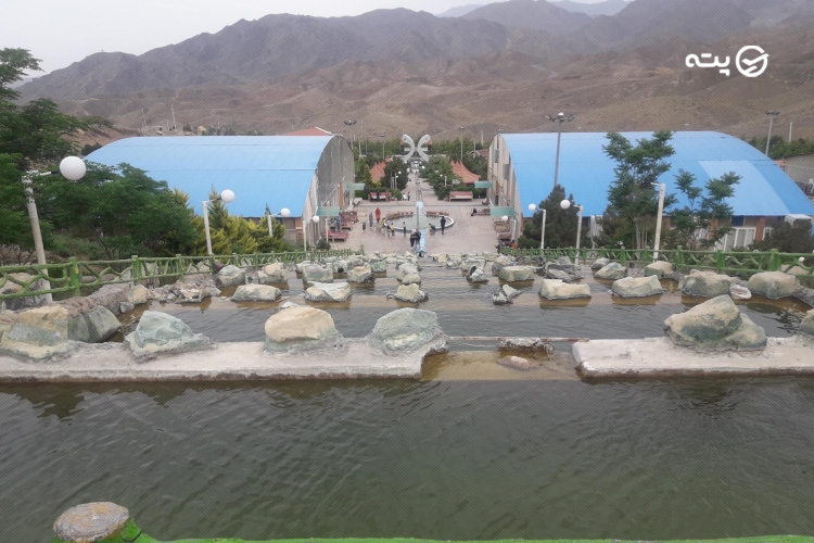 باغ پرندگان از جاهای دیدنی قمصر