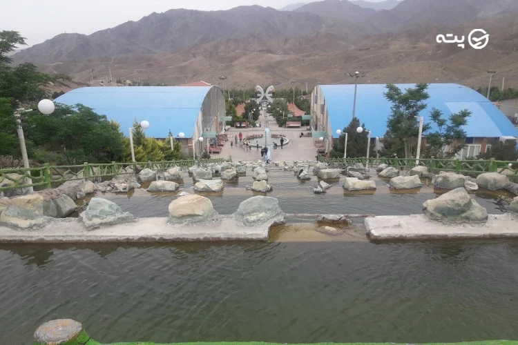باغ پرندگان از جاهای دیدنی قمصر
