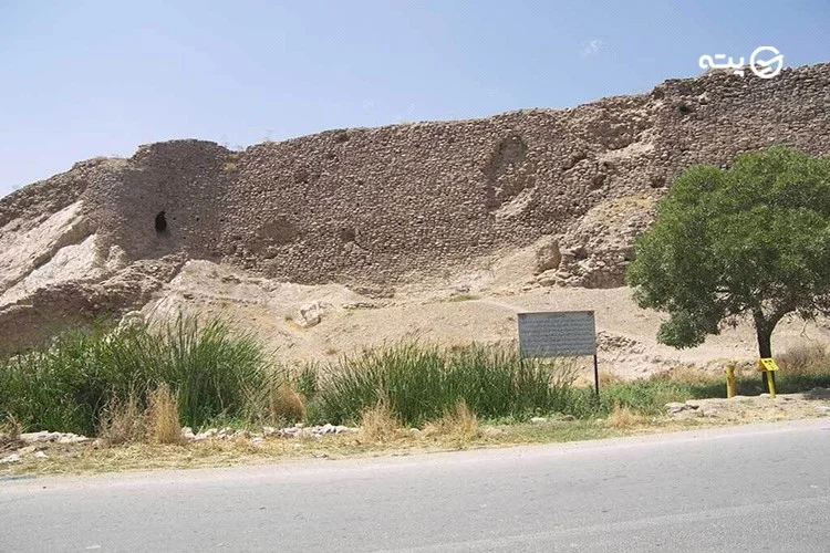 قلعه تاریخی گلخندان