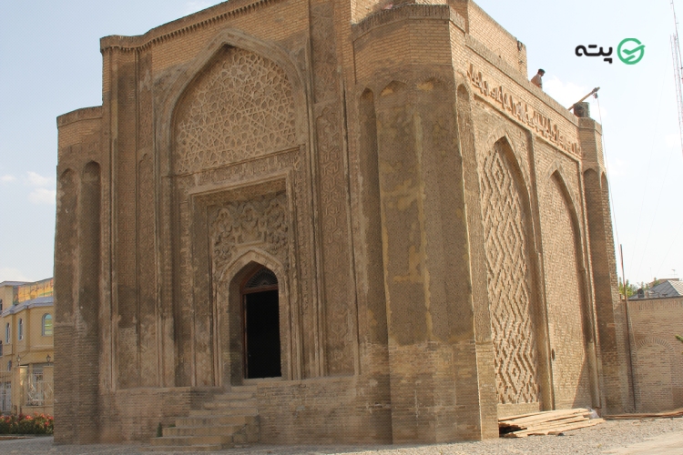 گنبد علویان