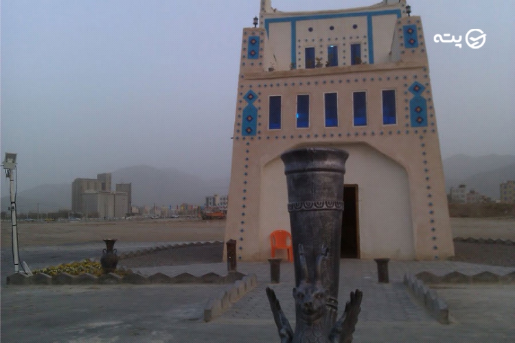 برج شیشه اراک