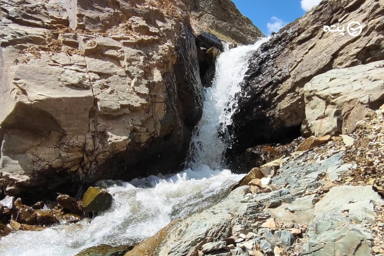 روستای ایگل