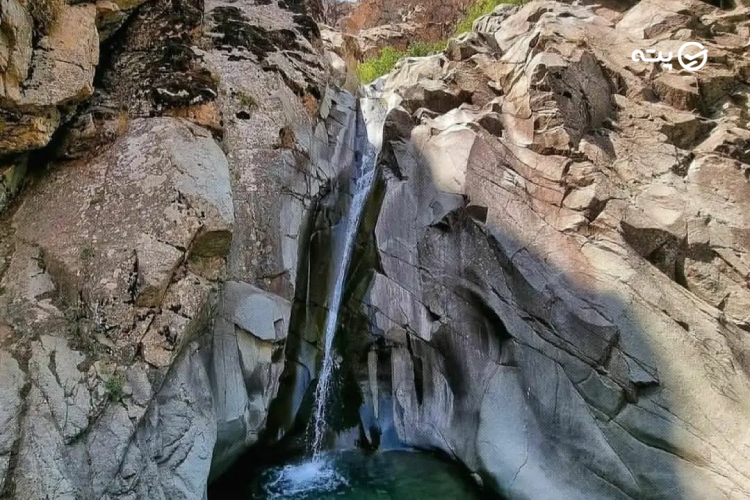 روستای ایگل