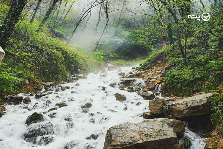 آبشار آب پری