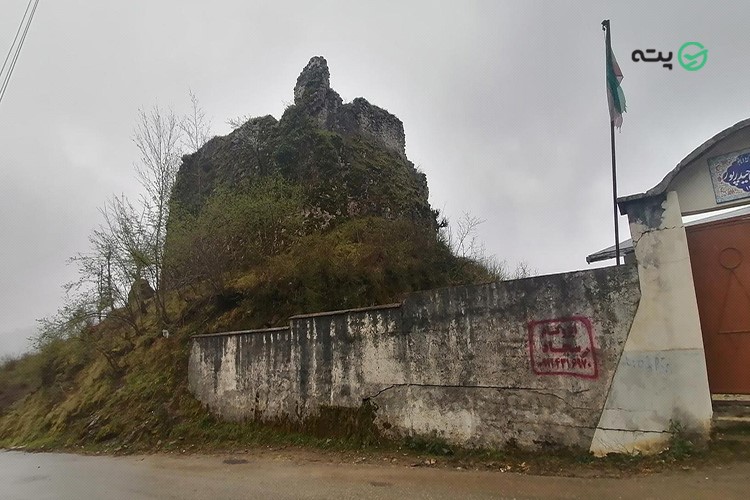 قلعه گردن تول‌لات