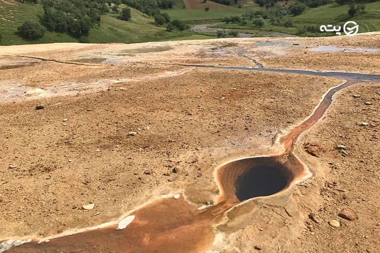 چشمه جوشان گراوان