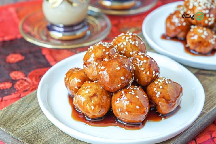 دسرها و خوراکی‌های محلی لقیمات