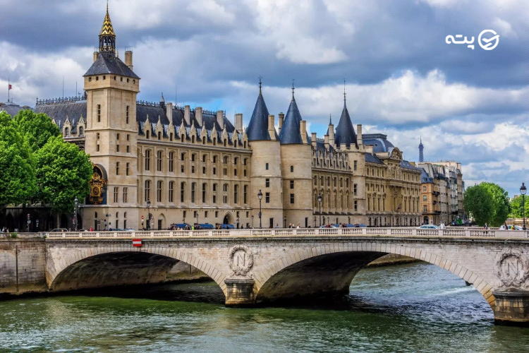 قلعه کونسیرژری (Conciergerie)