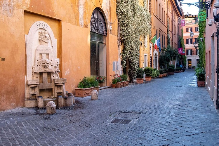 ویا مارگوتا (Via Margutta)