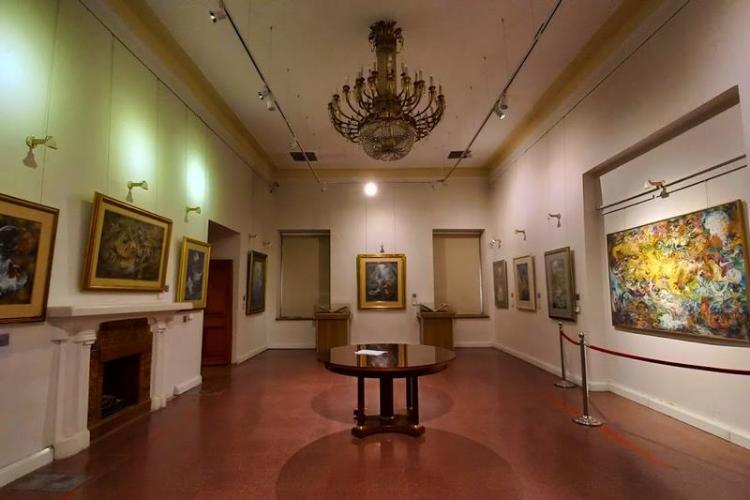 موزه استاد فرشچیان
