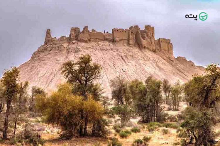 قلعه بمپور